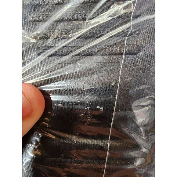 FOCO Women's Size Small 5-6 University of North Carolina Team Logo Ladies Sequin - Picture 6 of 6